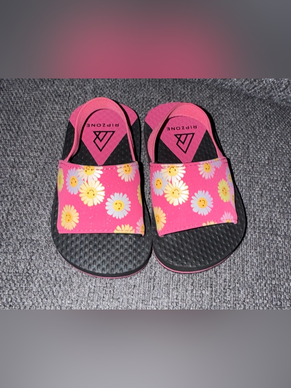 Ripzone Kids' Pink Daisy Slide Sandals